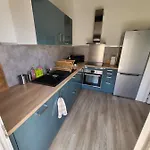 La Dolce Nimoise Terrasse 100 M Des Arenes Διαμέρισμα Νιμ