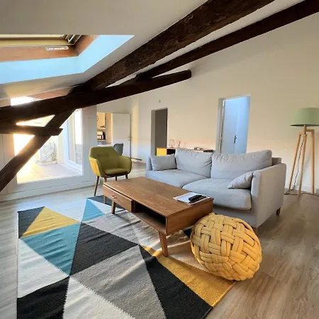 La Dolce Nimoise Terrasse 100 M Des Arenes *