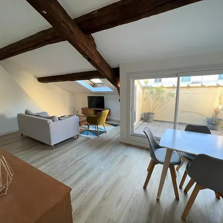 Διαμέρισμα La Dolce Nimoise Terrasse 100 M Des Arenes *