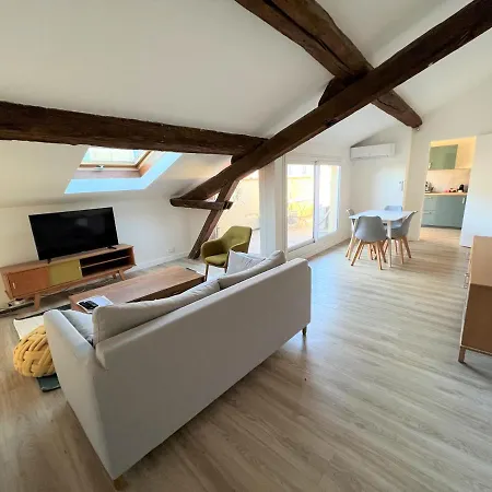 La Dolce Nimoise Terrasse 100 M Des Arenes *