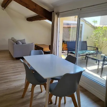 La Dolce Nimoise Terrasse 100 M Des Arenes Appartement Nîmes