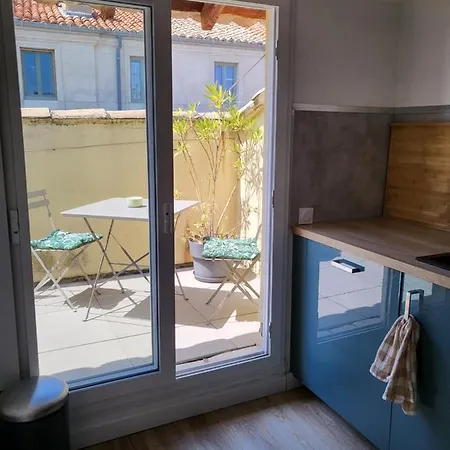 Apartman La Dolce Nimoise Terrasse 100 M Des Arenes *
