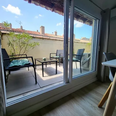 Appartement La Dolce Nimoise Terrasse 100 M Des Arenes