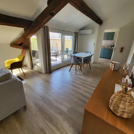 Appartement La Dolce Nimoise Terrasse 100 M Des Arenes *