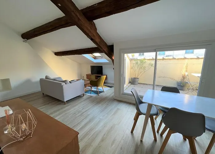 アパート La Dolce Nimoise Terrasse 100 M Des Arenes *